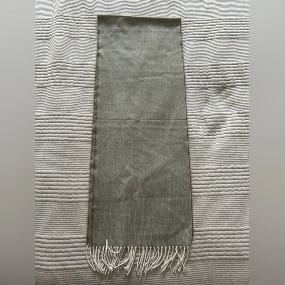 Herringbone and Fringe Cashmere Scarf Fall Winter Neutral‎ Tan White